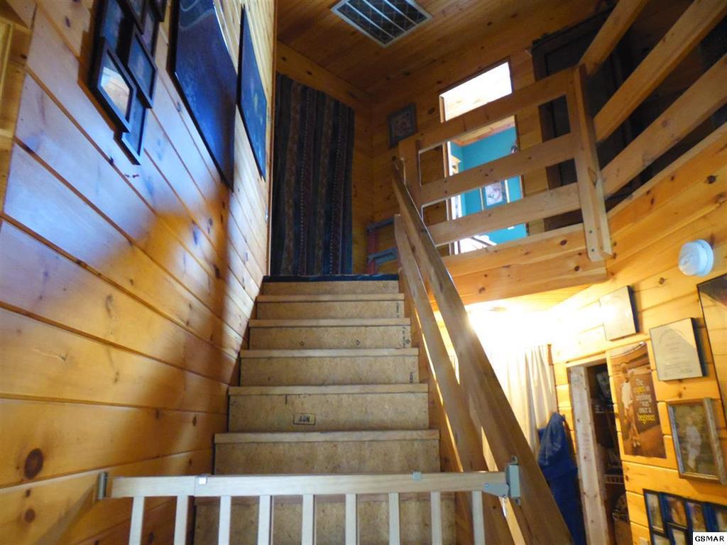 851 Robinson Gap Road Sevierville, TN 37876 - Photo 15 of 27 GSMAOR202174N - 15