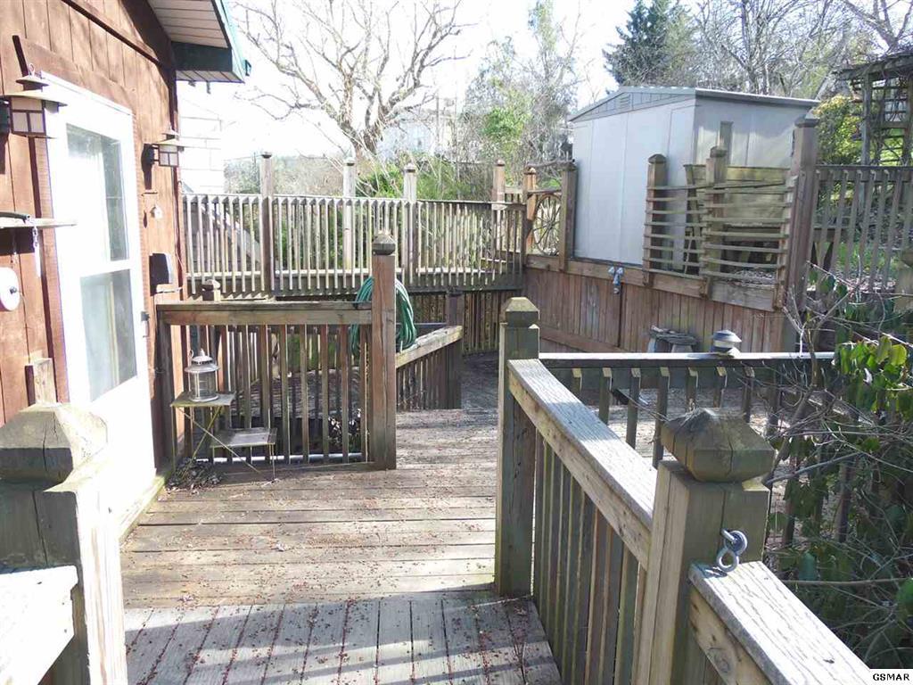 851 Robinson Gap Road Sevierville, TN 37876 - Photo 21 of 27 GSMAOR202174T - 21