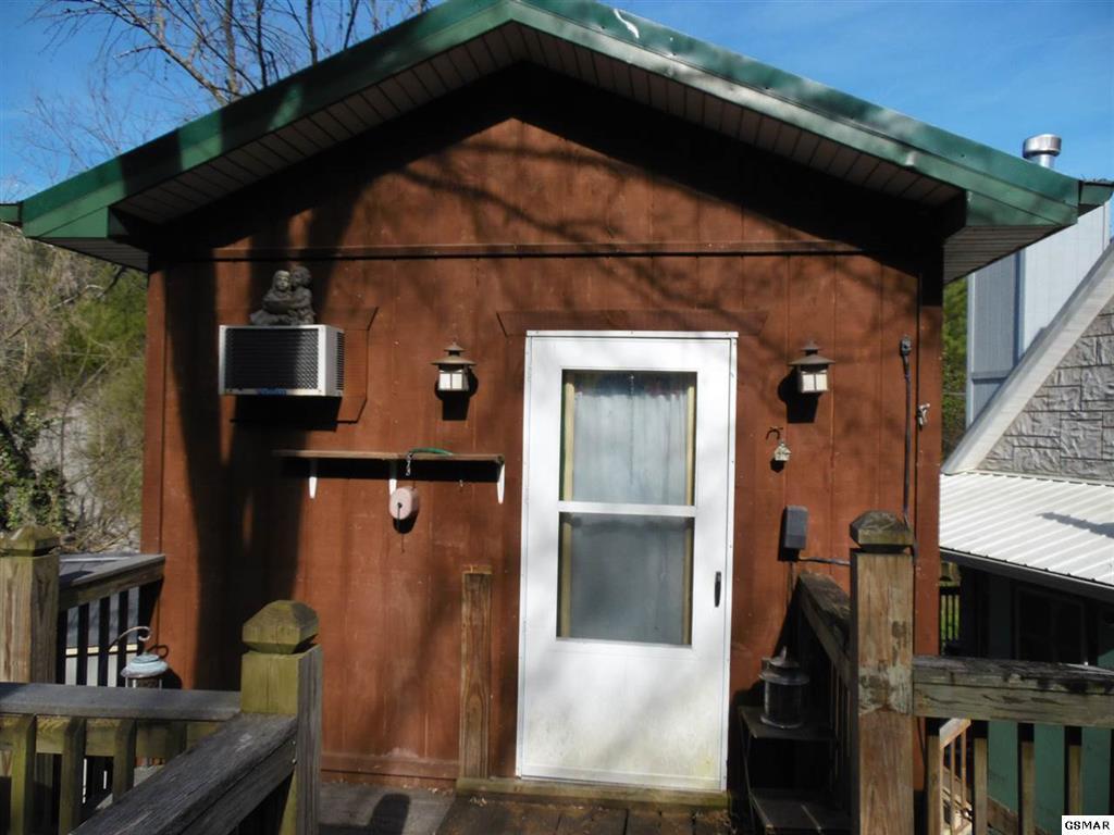 851 Robinson Gap Road Sevierville, TN 37876 - Photo 22 of 27 GSMAOR202174U - 22