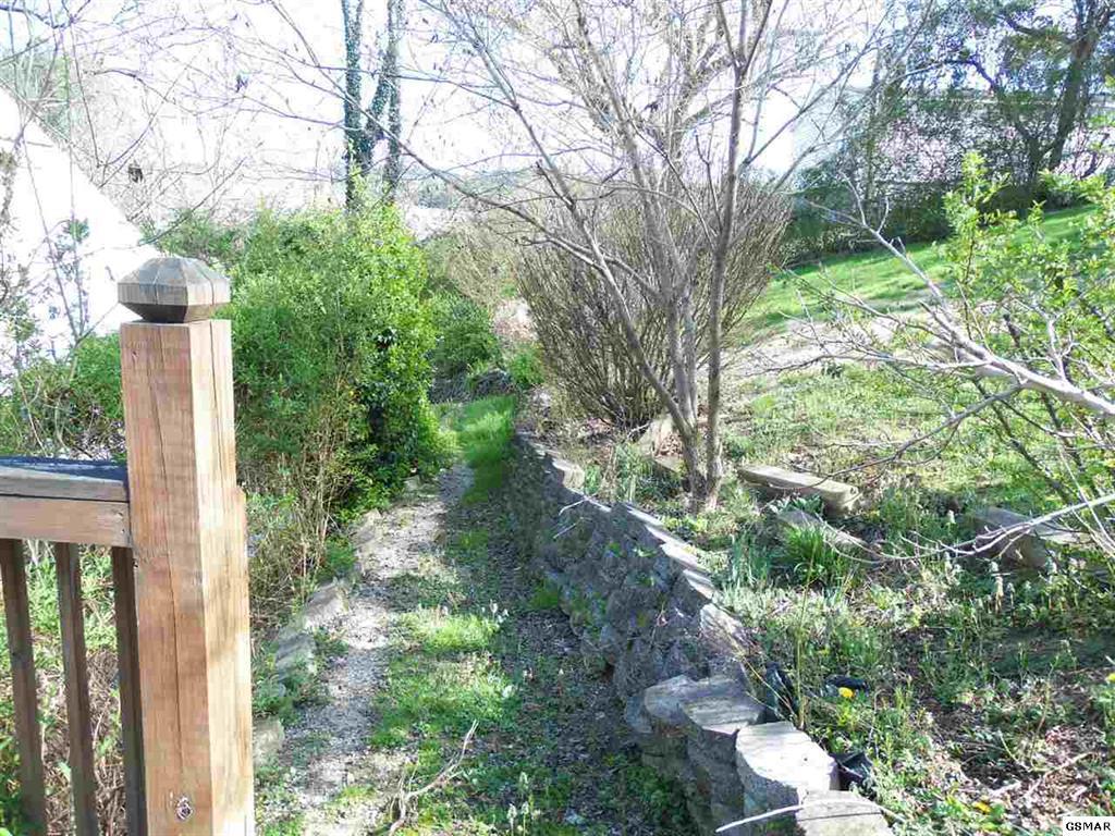 851 Robinson Gap Road Sevierville, TN 37876 - Photo 27 of 27 GSMAOR202174Z - 27