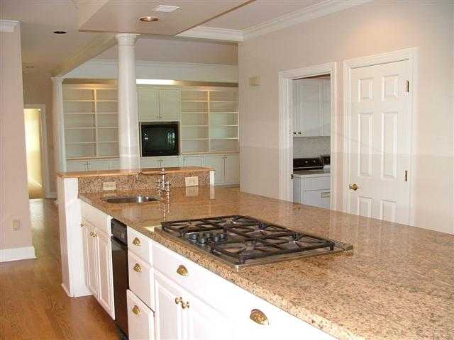 7524 South Regal Road Spokane, WA 99223 - Photo 7 of 9