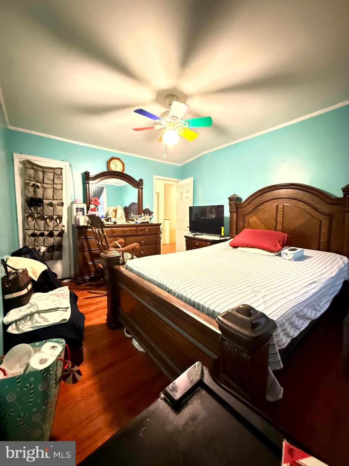 6135 Castor Avenue Philadelphia, PA 19149 - Photo 22 of 44 a bedroom with two beds and potted plant