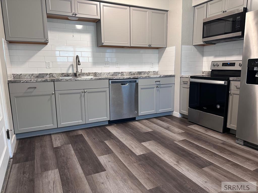 245 6th Street Idaho Falls, ID 83401 - Photo 2 of 19