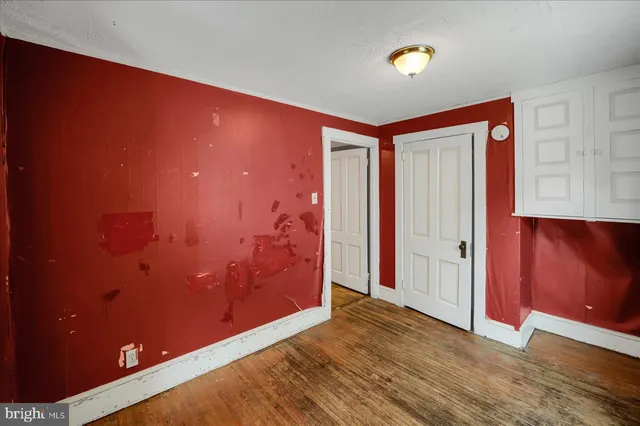 wooden floor in an empty room