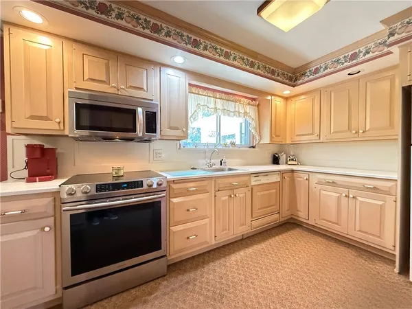 $230,000 | 13 Evergreen Drive, Greenville, PA 16125