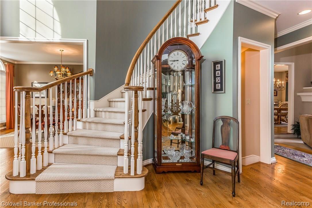 1391 Pebble Ridge Drive Rochester, MI 48307 - Photo 9 of 99 012-Foyer-3730087-large.jpg