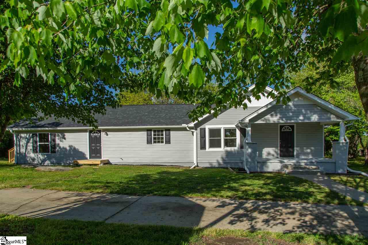 418 Cedar Falls Road Fountain Inn, SC 29644 - Photo 1 of 25