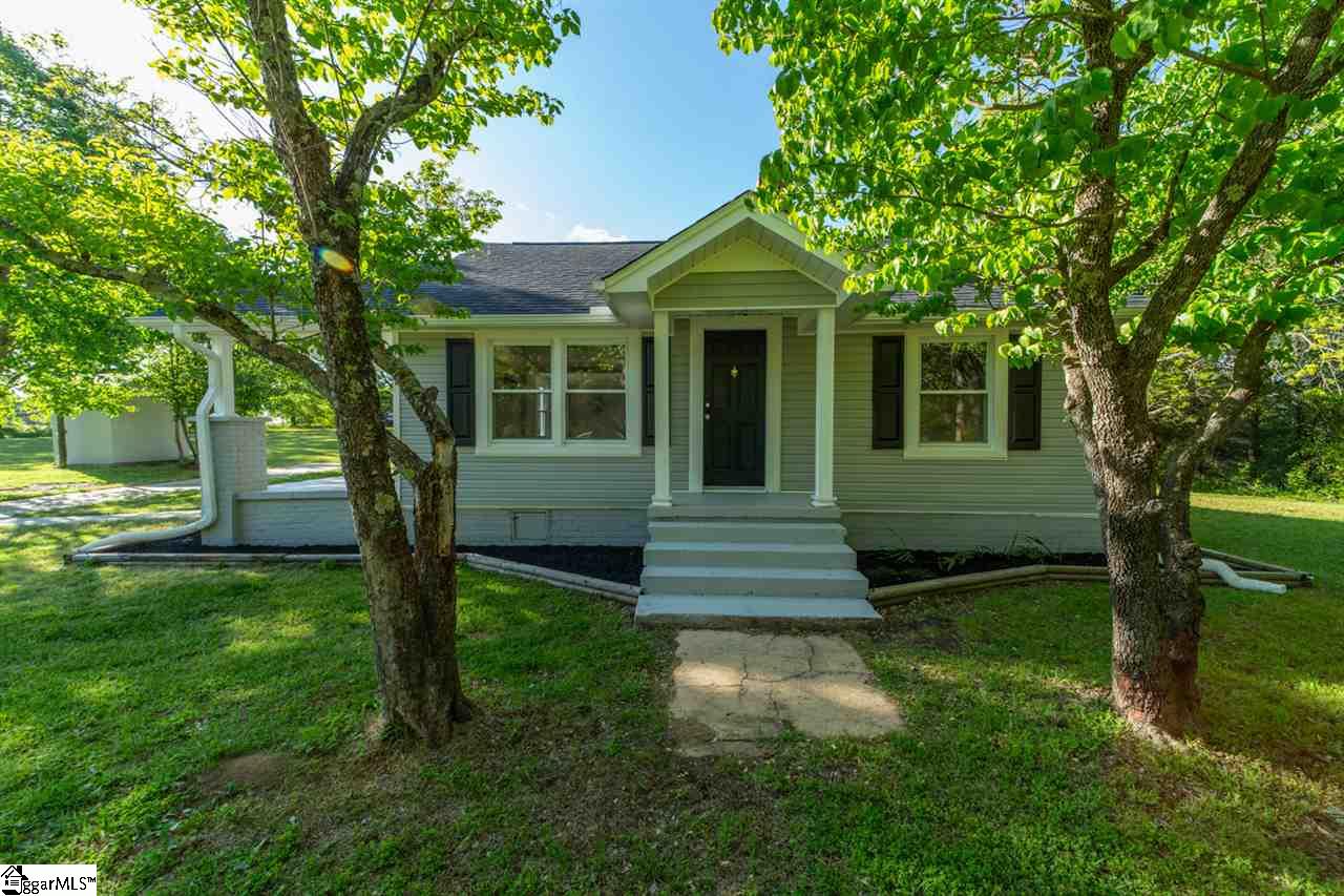 418 Cedar Falls Road Fountain Inn, SC 29644 - Photo 4 of 25