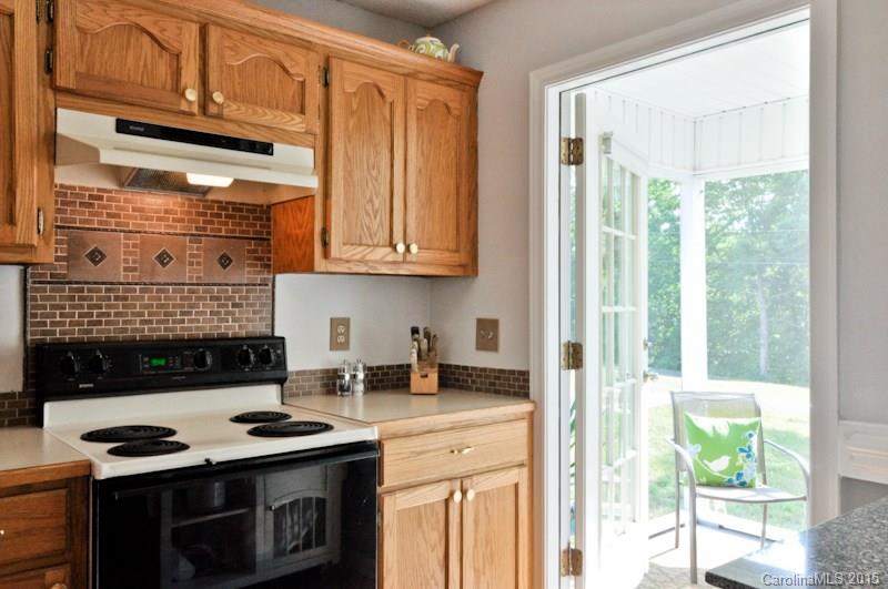 4884 Midway Sand Road Hickory, NC 28601 - Photo 11 of 24 Gallery Image 11