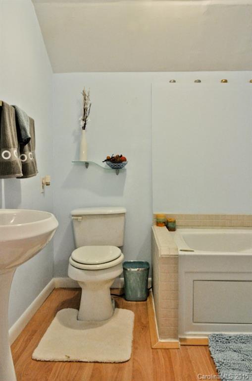 4884 Midway Sand Road Hickory, NC 28601 - Photo 22 of 24 Gallery Image 22