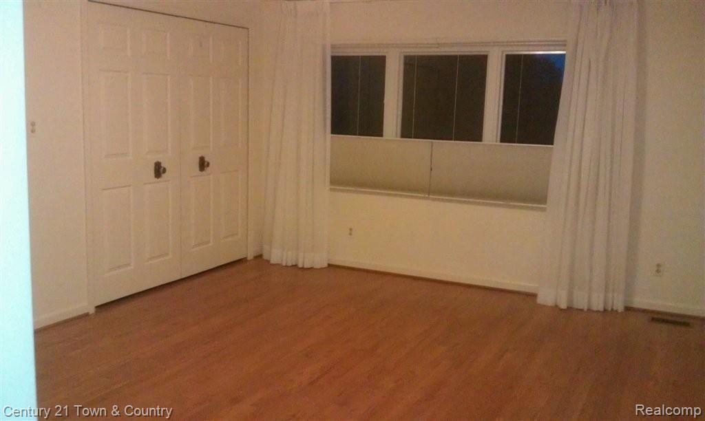 559 Overbrook Road Bloomfield Hills, MI 48302 - Photo 11 of 17 IMG_0944.JPG
