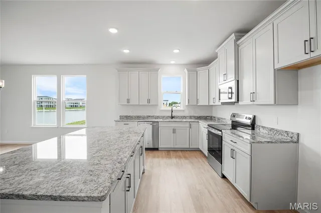 $450,352 | 177 Arpent Alley Street, St. Charles, MO 63301