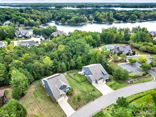 $854,900 | 3509 Aqua Point Drive, York, SC 29745
