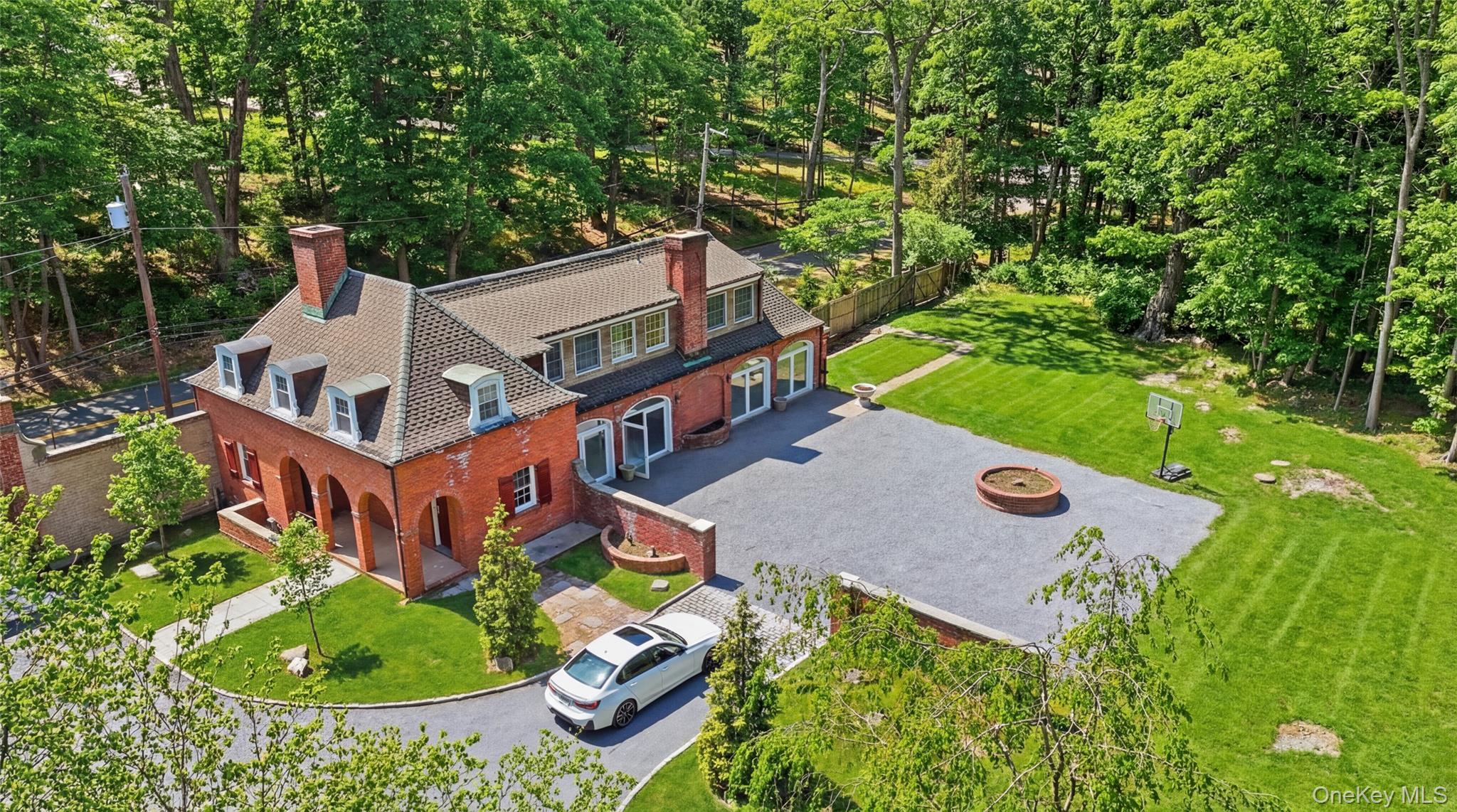 22 Brookville Road Muttontown, NY 11545 - Photo 3 of 50