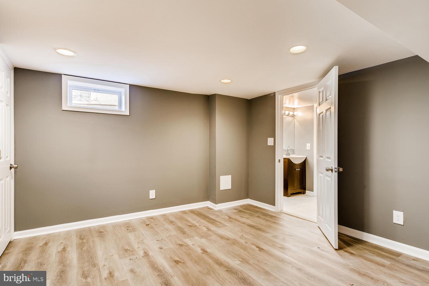 3805 Cedarhurst Road Baltimore, MD 21206 - Photo 22 of 26 Gallery Image 22