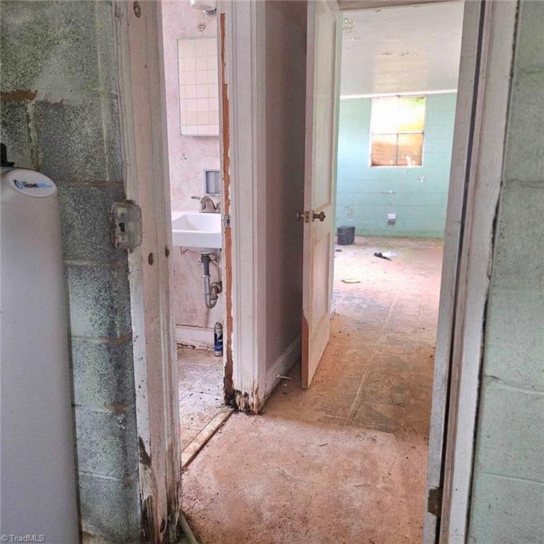 1943 Old Hollow Road Walkertown, NC 27051 - Photo 27 of 44 Basement