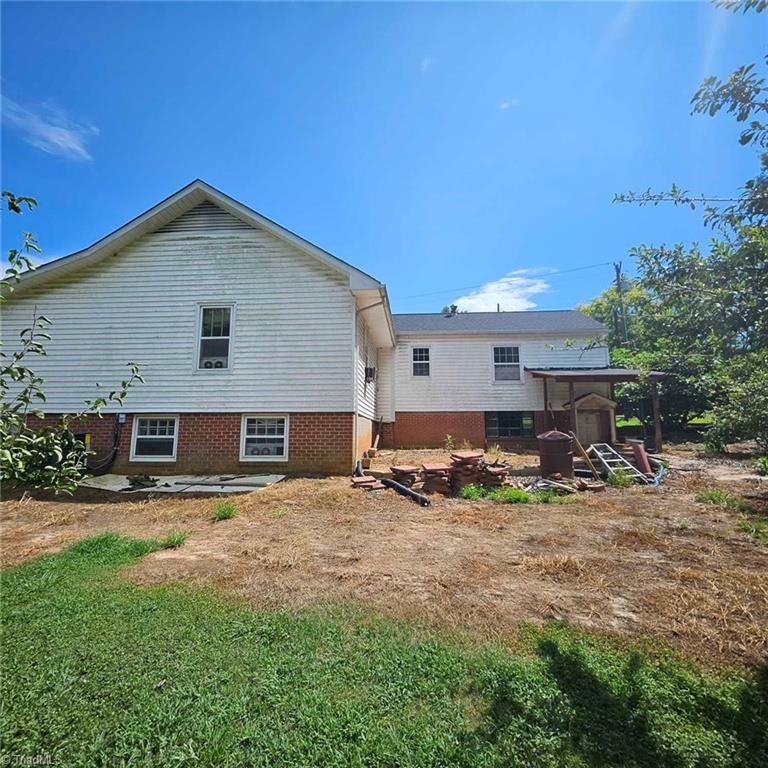 1943 Old Hollow Road Walkertown, NC 27051 - Photo 38 of 44