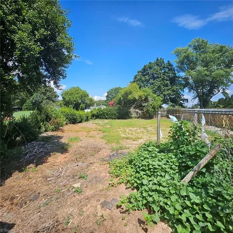 $215,000 | 1943 Old Hollow Road, Walkertown, NC 27051