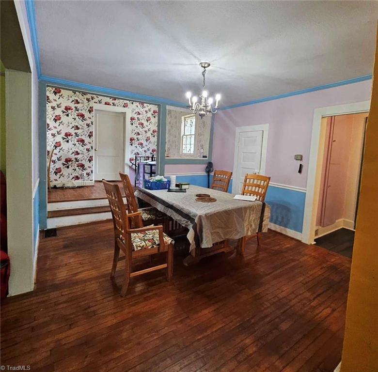 1943 Old Hollow Road Walkertown, NC 27051 - Photo 6 of 44 Dining Area