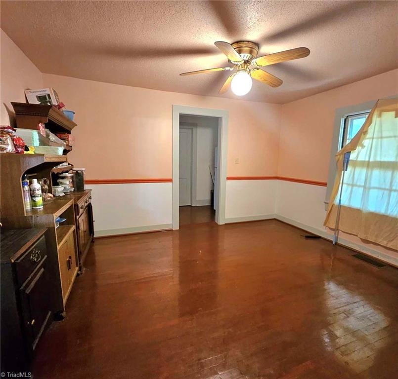 1943 Old Hollow Road Walkertown, NC 27051 - Photo 7 of 44 Main - Bonus room