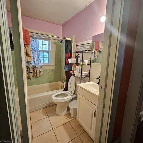 $215,000 | 1943 Old Hollow Road, Walkertown, NC 27051