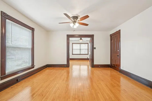$2,175 | 1660 North Marshall Street, Unit 2, Milwaukee, WI 53202