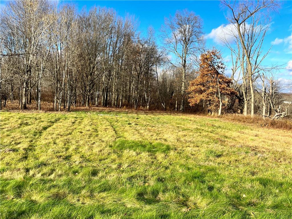 1034 Stevenson Road Grove City, PA 16127 - Photo 2 of 6 Gallery Image 2