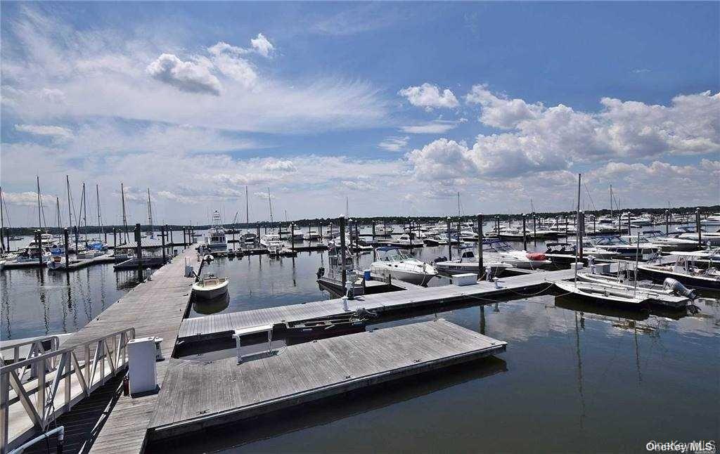 35 Linwood Road South Port Washington, NY 11050 - Photo 14 of 20
