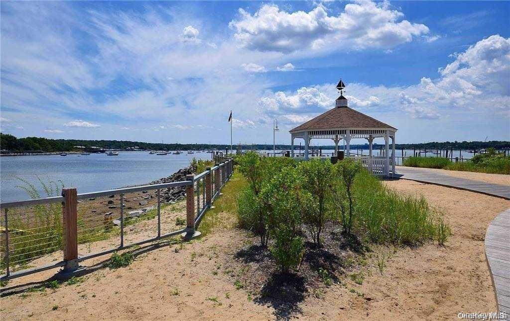 35 Linwood Road South Port Washington, NY 11050 - Photo 20 of 20