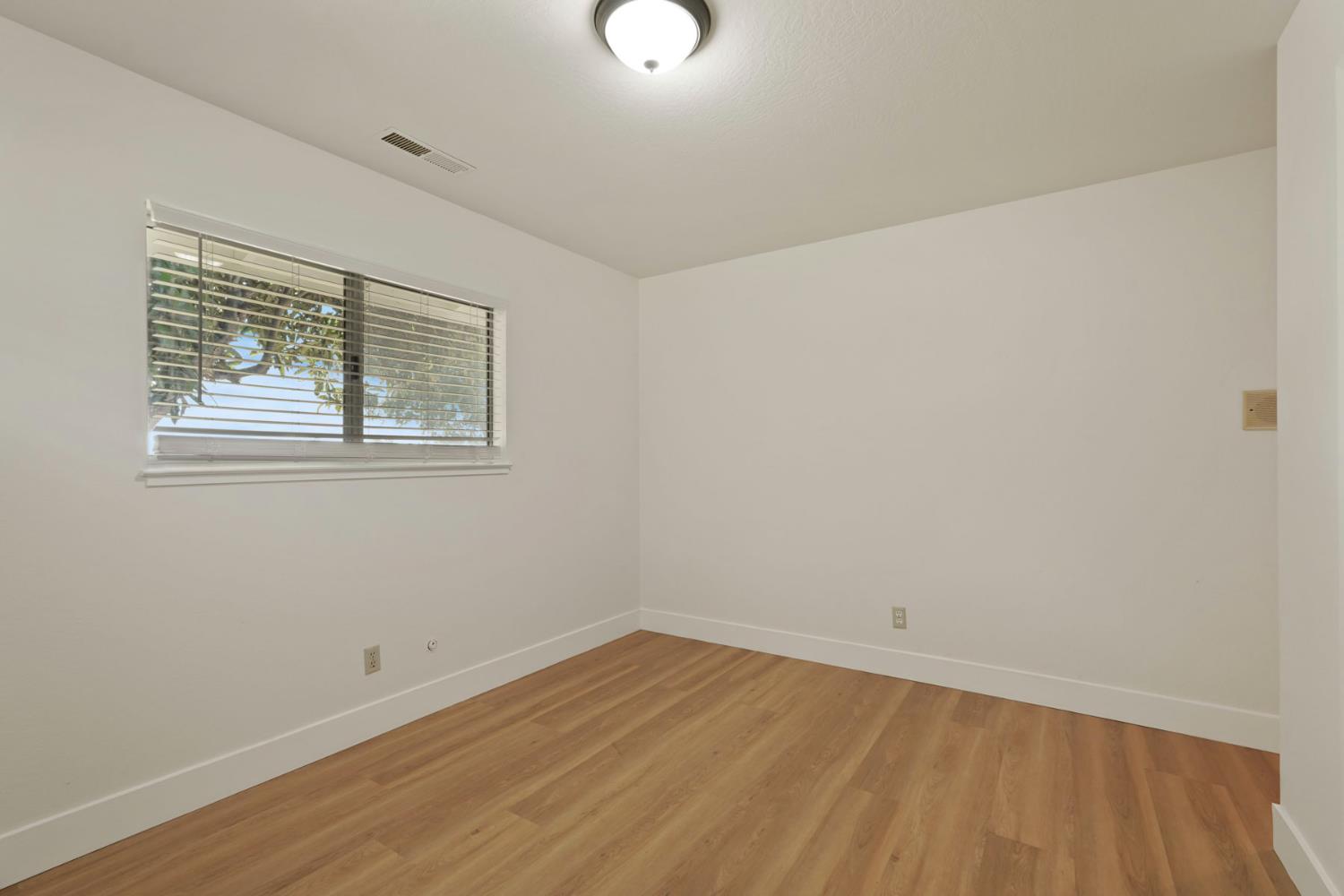 9690 Kost Road Galt, CA 95632 - Photo 21 of 42