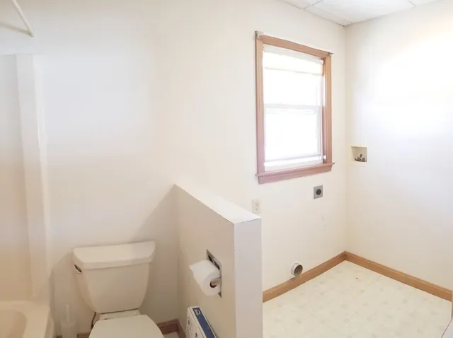 $1,400 | 6 Pond Street, Unit 2, Spencer, MA 01562