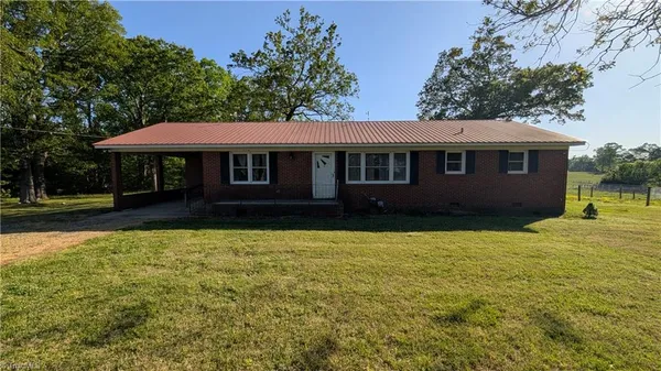 $1,500 | 7820 Lanes Mill Road, Bennett, NC 27208