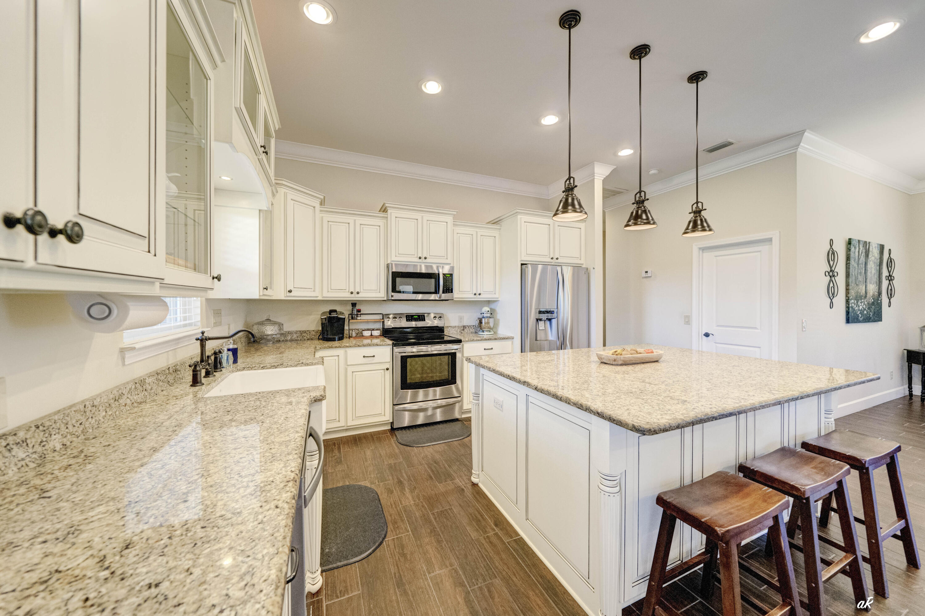 7927 Highpoint Road Panama City, FL 32404 - Photo 12 of 40 Kitchen-2