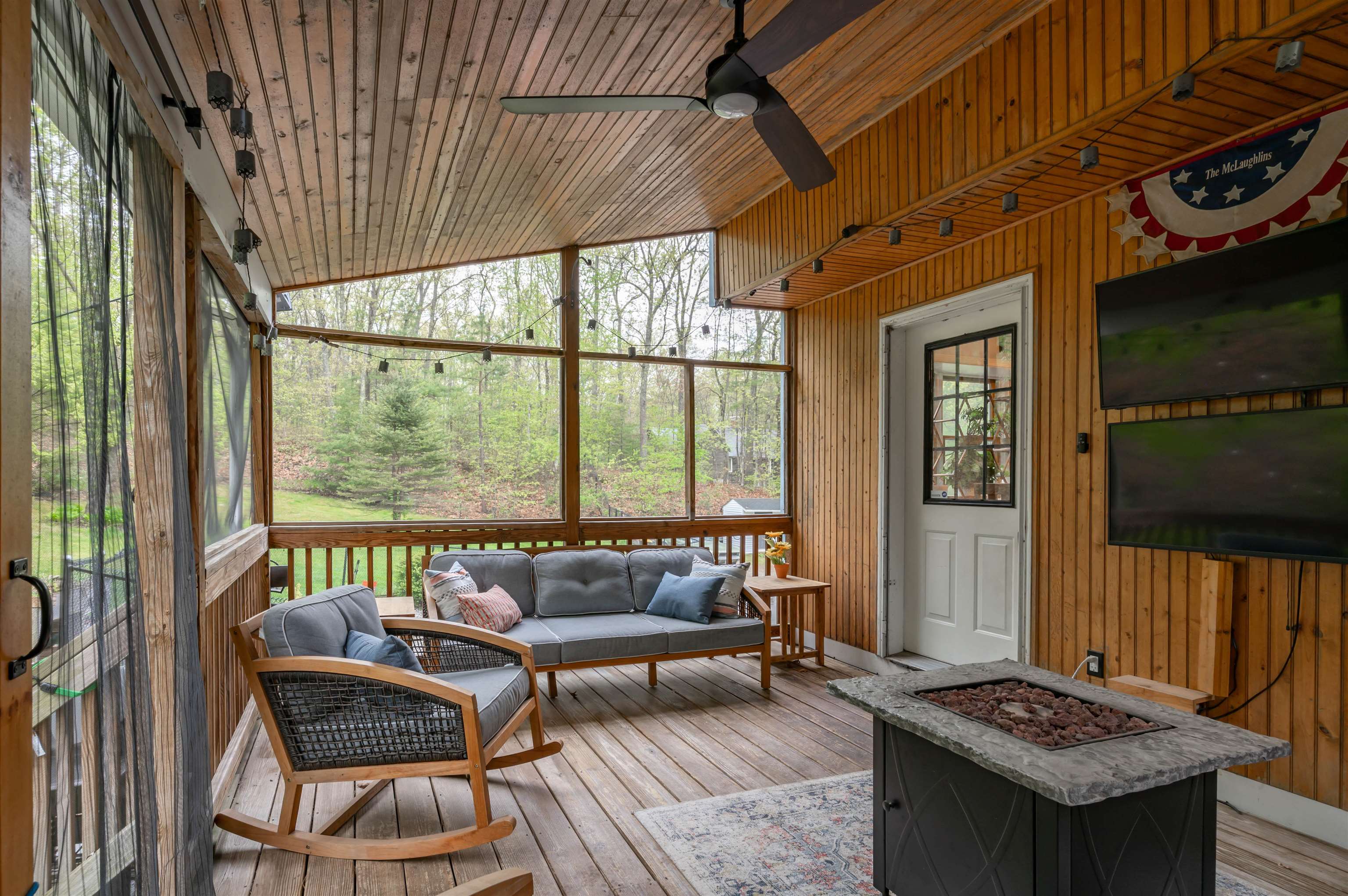 23 R Al Street Derry, NH 03038 - Photo 11 of 32