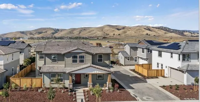 $719,990 | 5709 Pathway Drive, Fairfield, CA 94533