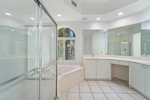 $549,000 | 1580 Clermont Drive, Unit L202, Naples, FL 34109