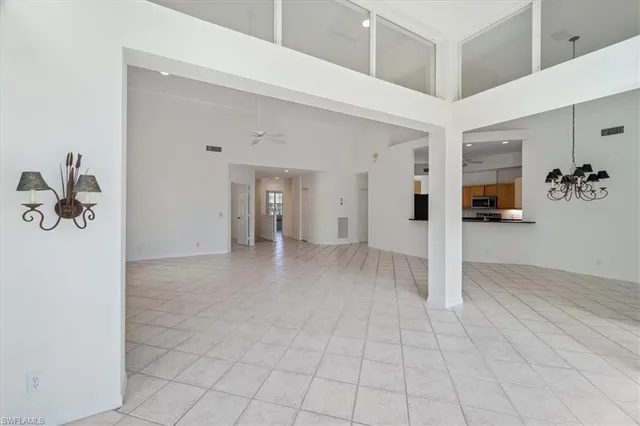 $599,000 | 1580 Clermont Drive, Unit L202, Naples, FL 34109