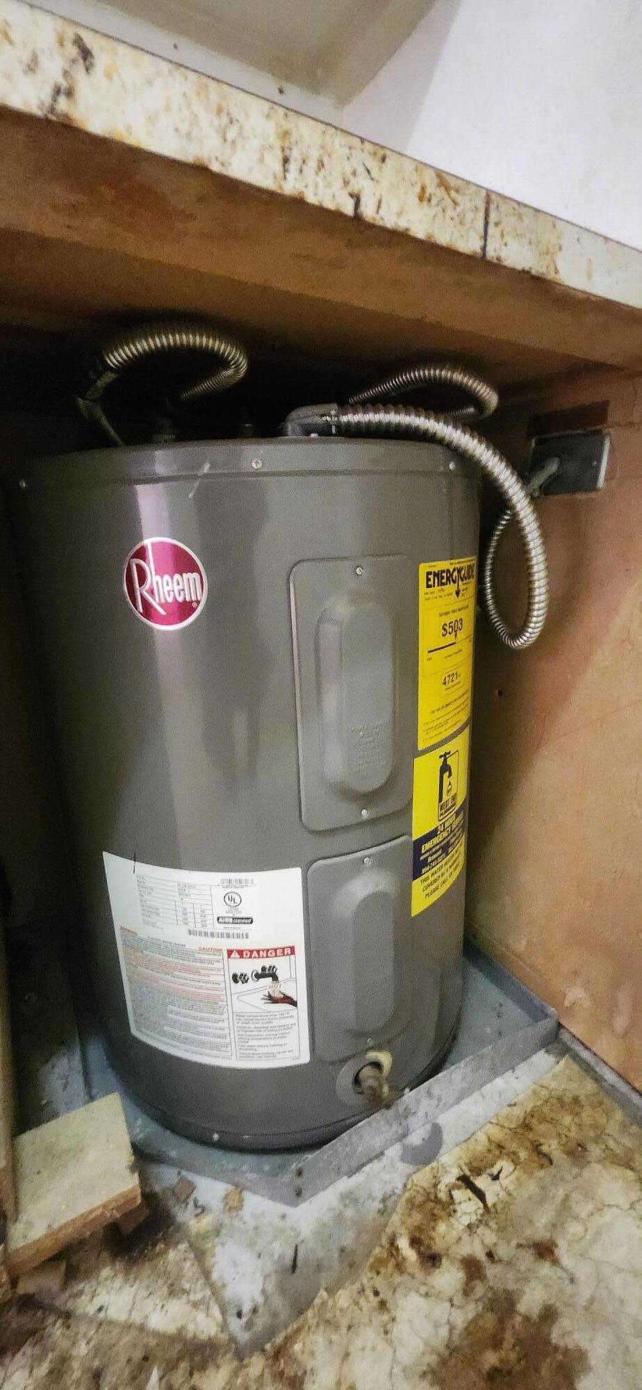 350 Farnham Q Deerfield Beach, FL 33442 - Photo 4 of 9 20250711_101038