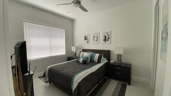 $16,990 | 830 Bailey Street, Boca Raton, FL 33487