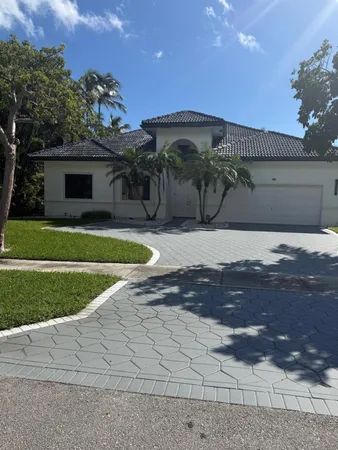$16,990 | 830 Bailey Street, Boca Raton, FL 33487