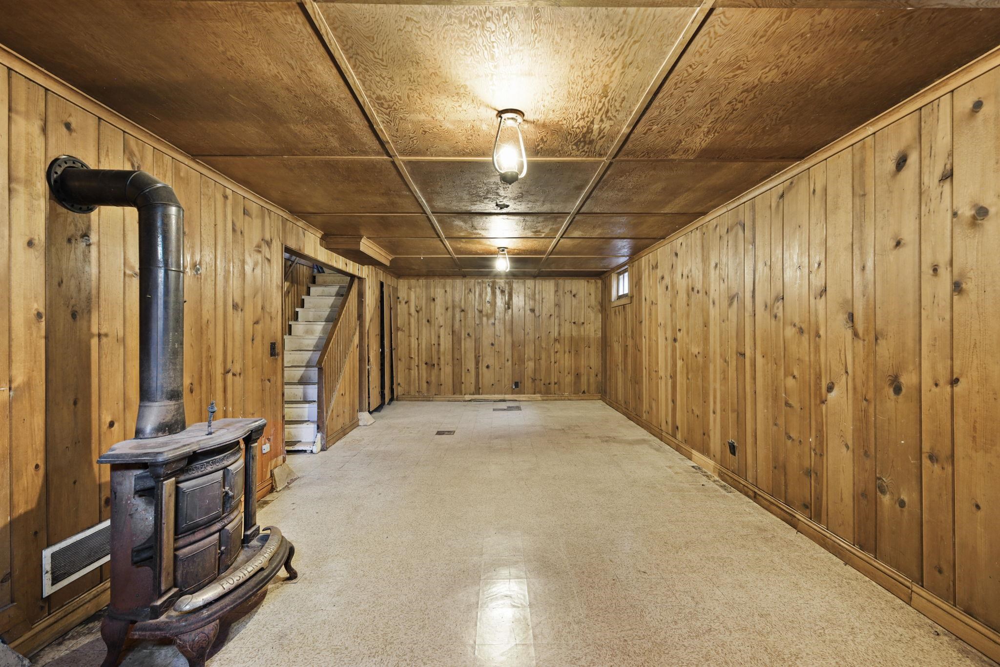 3209 Topping Road Madison, WI 53705 - Photo 28 of 34