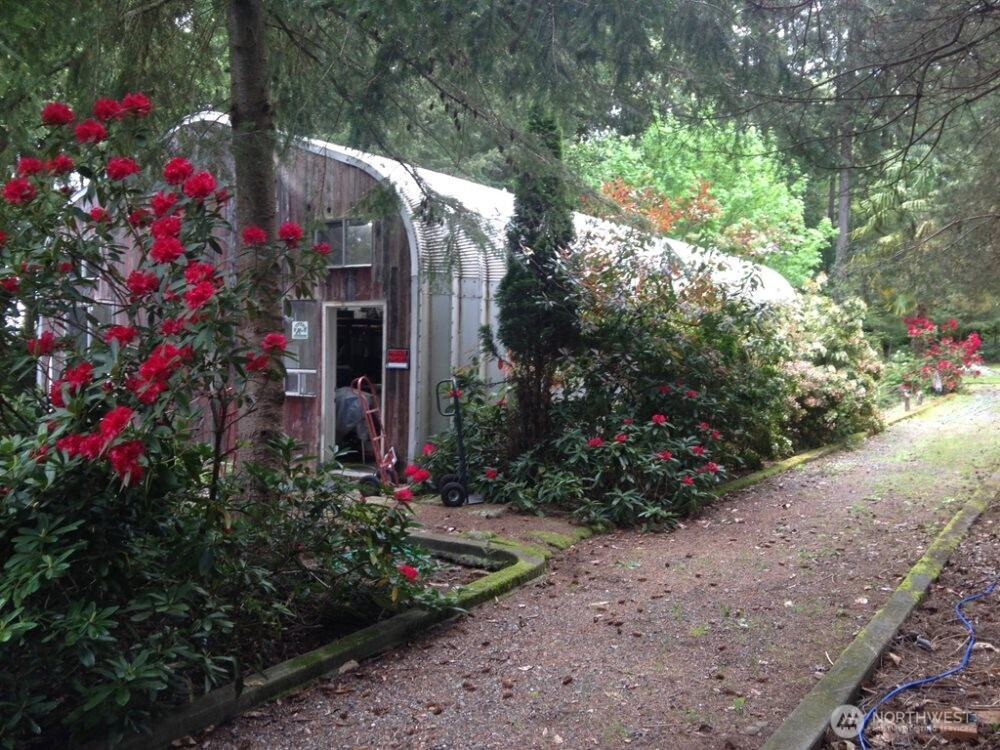 14405 Southwest Pohl Road Vashon, WA 98070 - Photo 35 of 38