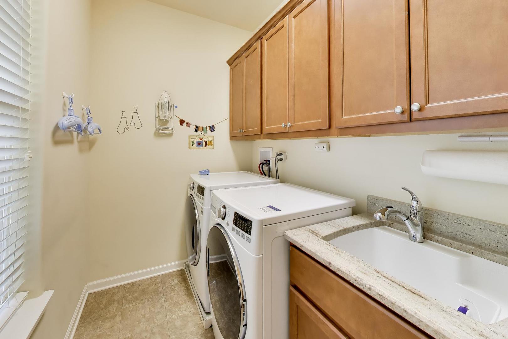 1126 Oak Point Court Antioch, IL 60002 - Photo 27 of 55