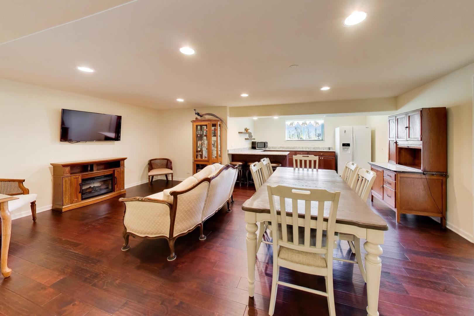 1126 Oak Point Court Antioch, IL 60002 - Photo 28 of 55