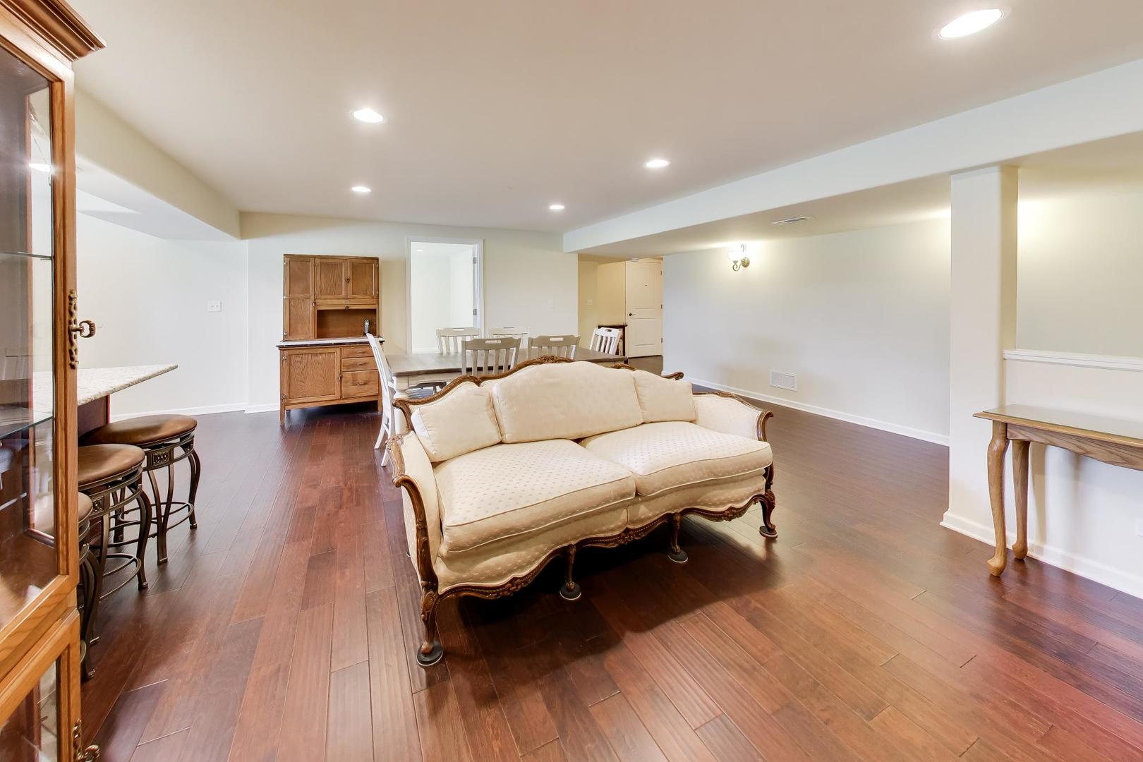 1126 Oak Point Court Antioch, IL 60002 - Photo 30 of 55