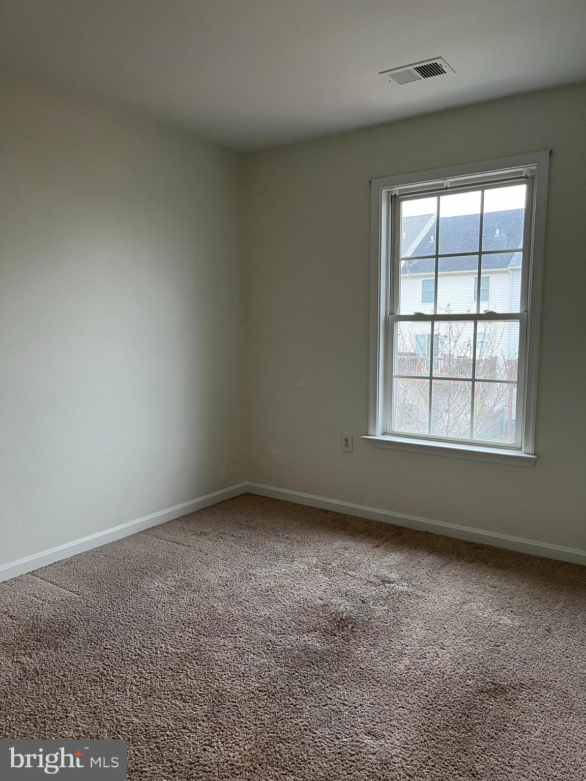 20 Mabel Lane Martinsburg, WV 25404 - Photo 21 of 30 an empty room with a window