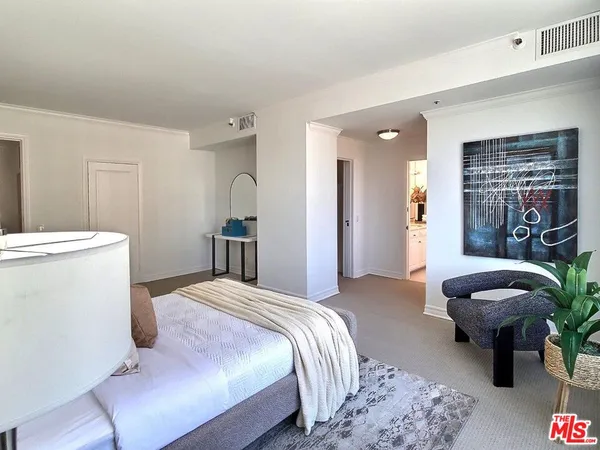 $6,000 | 10550 Wilshire Boulevard, Unit 1004, Los Angeles, CA 90024