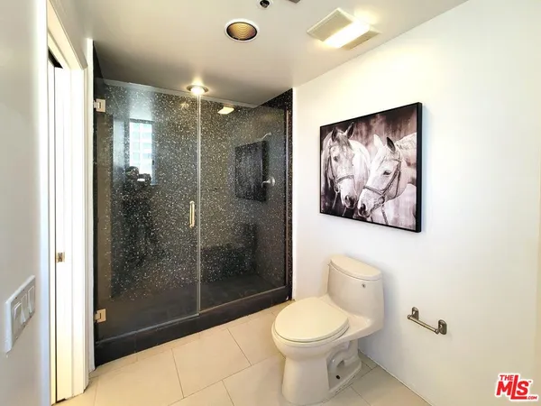 $6,000 | 10550 Wilshire Boulevard, Unit 1004, Los Angeles, CA 90024
