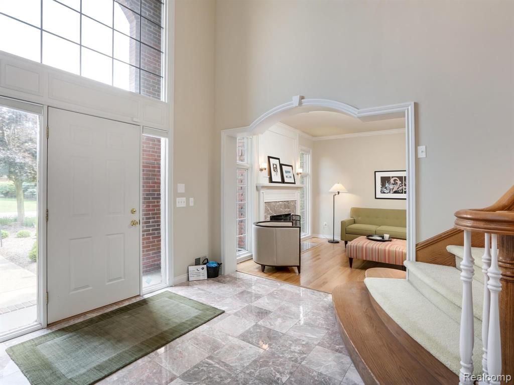 3632 Aynsley Drive Rochester Hills, MI 48306 - Photo 5 of 49