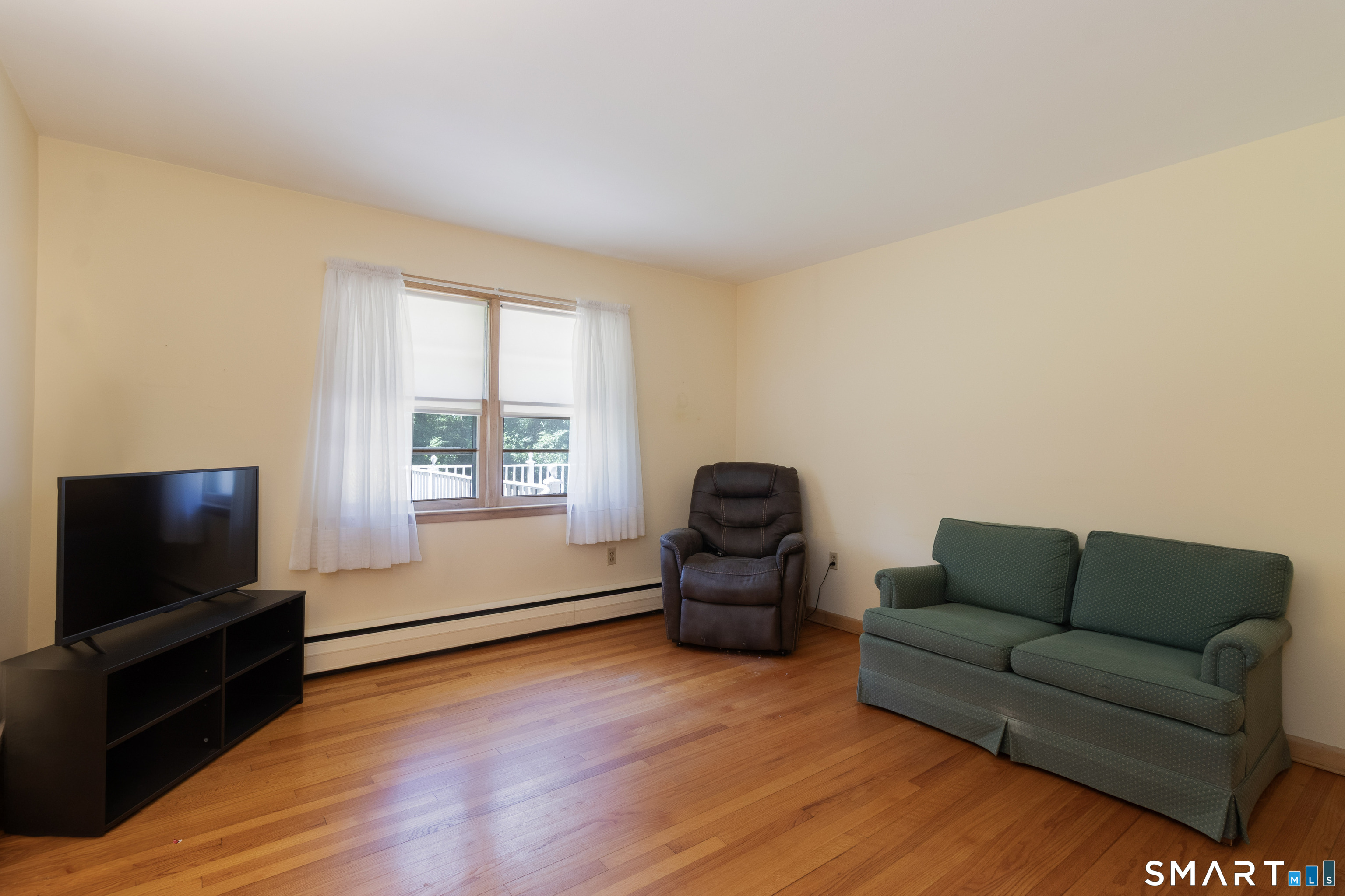 14 Rice Road Woodbridge, CT 06525 - Photo 19 of 31